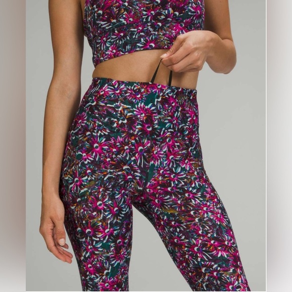 Lululemon Base Pace High Rise Fleece Tight 28” in Floral Electric Multi - Picture 4 of 10